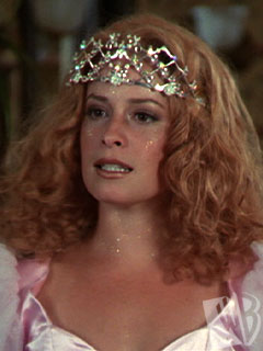 Piper as Glinda