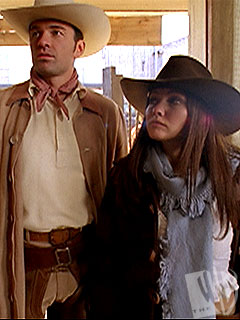 Prue and Cole in the time loop